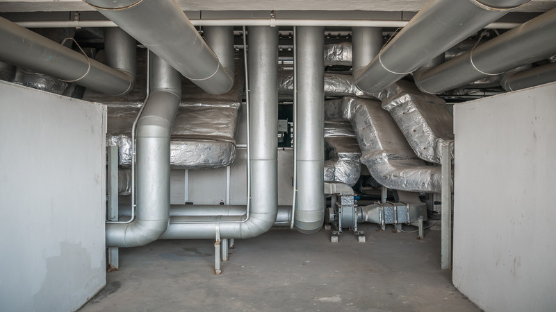 健康や機械部品の機能を維持する2つの空調設備工事とは？